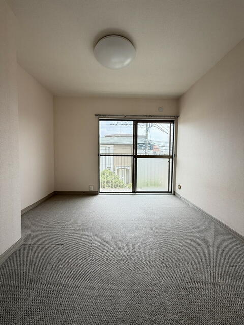 宇都宮市平松本町　4ＬＤＫ　中古住宅のその他|洋室２