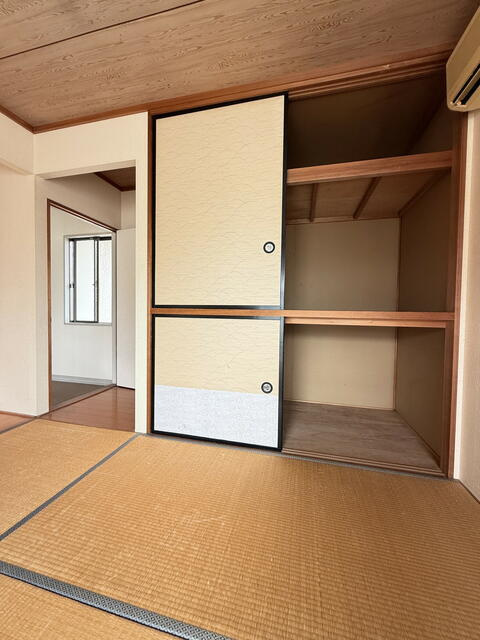 宇都宮市平松本町　4ＬＤＫ　中古住宅の和室|和室２階