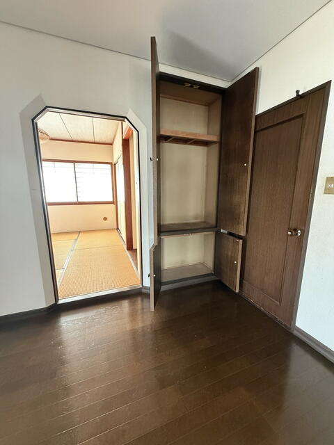 宇都宮市平松本町　4ＬＤＫ　中古住宅のその他|ホール
