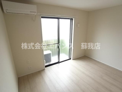  | クレストコート葛城 | 隣の同型の物件写真になります。