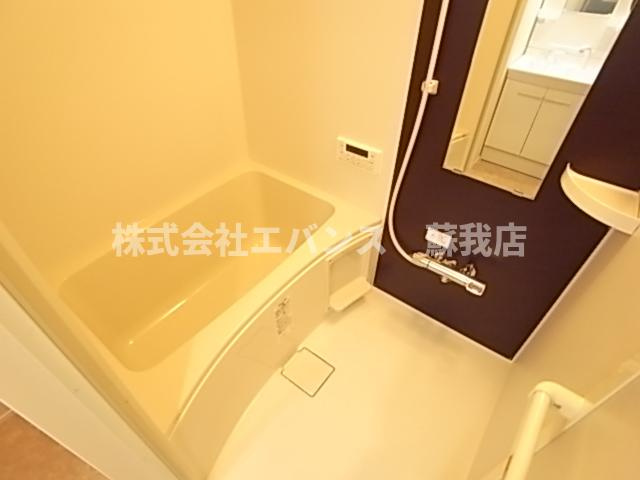 【浴室】 | クレストコート葛城 | 隣の同型の物件写真になります。