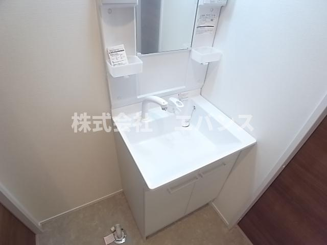【独立洗面台】 | クレストコート葛城 | 使いやすい独立洗面台です