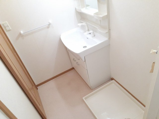 メゾン　デ　アンジュの洗面所