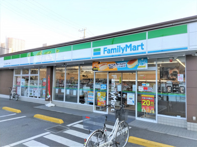 ファミリーマートさいたま沼影一丁目店まで500ｍ