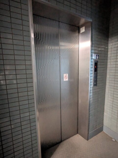 エレベーター♪