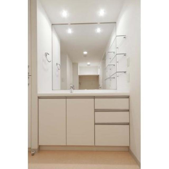 【洗面所】 | パークアクシス白金 | ※写真は同タイプ住戸です。