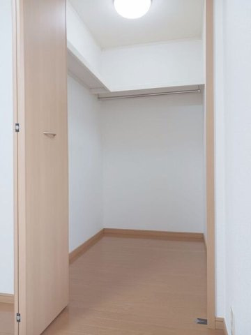 ヴェズレー・西中原の収納