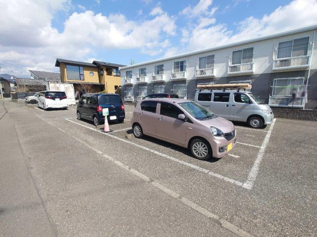 レオパレス平川地のその他