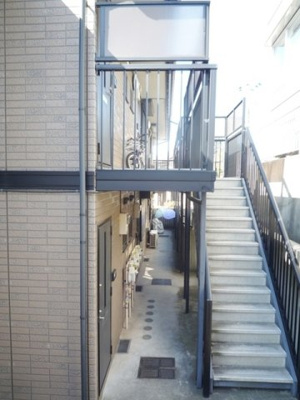 共用階段