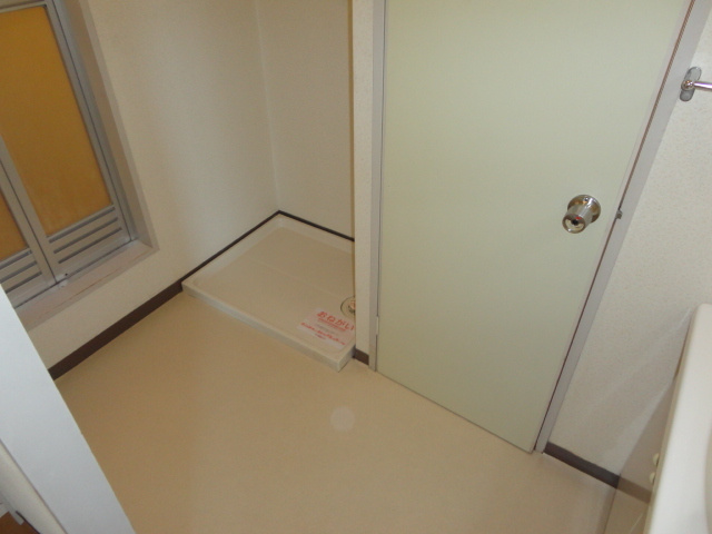 生駒郡斑鳩町龍田西６丁目のアパートの内装