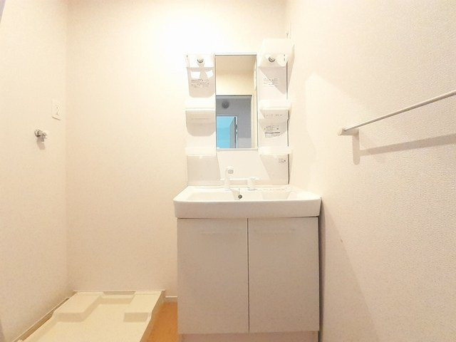 プルミエリアⅡの洗面所|コンパクトで使いやすい洗面所