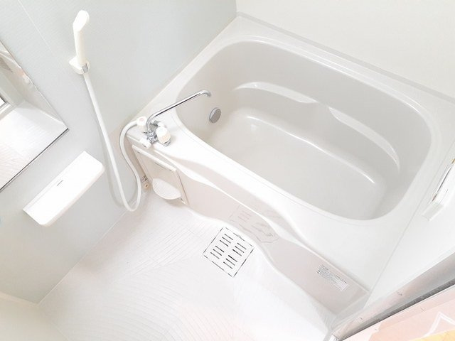 メゾン北冠の浴室|コンパクトで使いやすいお風呂です