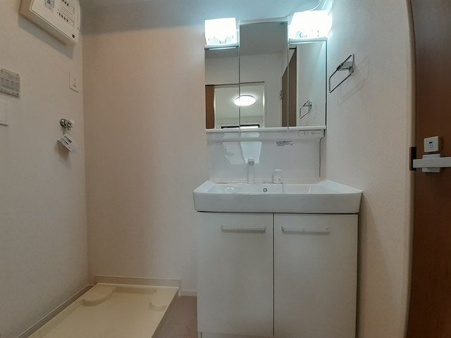 パルクの洗面所|コンパクトで使いやすい洗面所