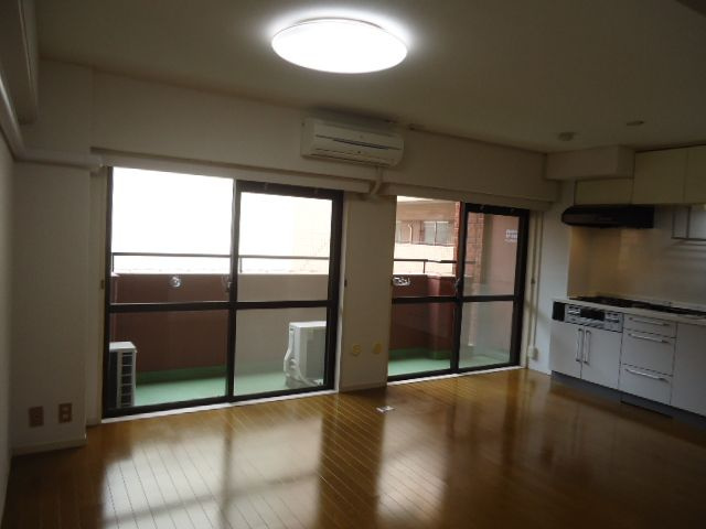 【居間・リビング】 | シャンボール大名C棟