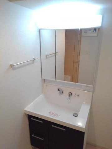 ソレイユ西町Ａの洗面所