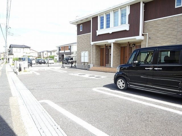 シエロの駐車場
