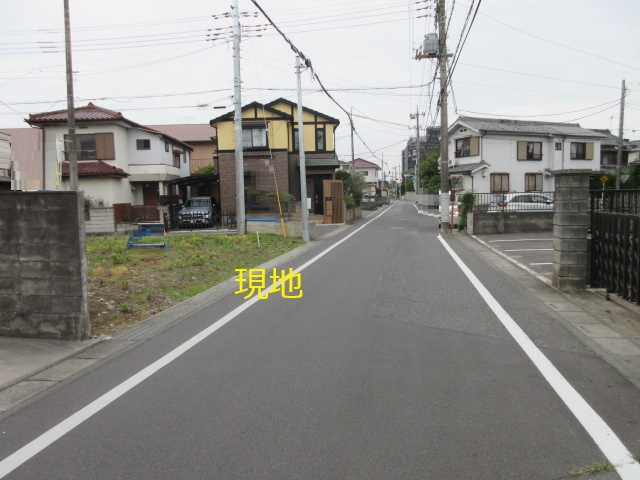 【仲介手数料無料】新築戸建　熊谷市佐谷田3981-21（全1棟）の前面道路含む現地写真