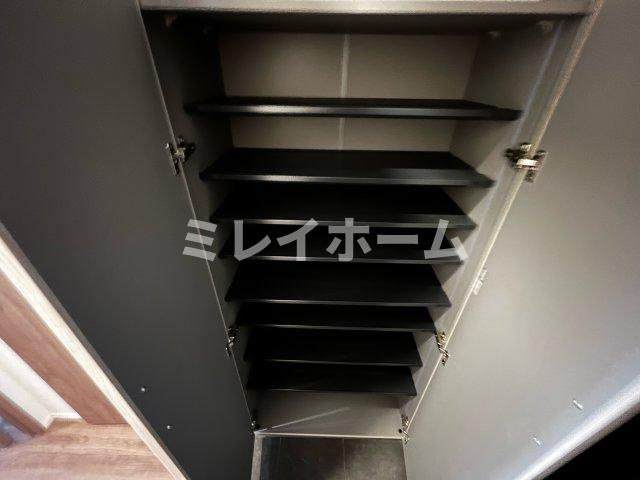 プライマル西蒲田の玄関