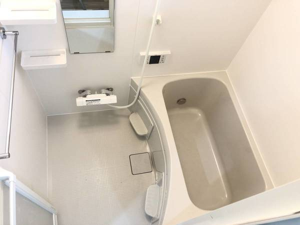 ビレッジハウス不入斗1号棟の浴室|ビレッジハウスの同一物件・同一タイプの間取りの写真です