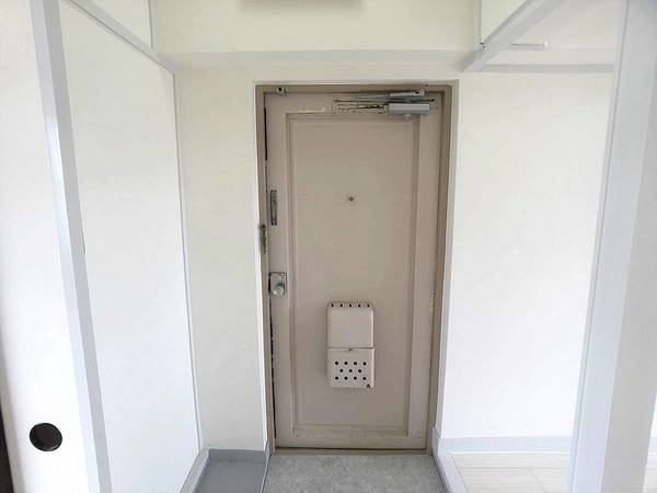 ビレッジハウス戸川2号棟の玄関|ビレッジハウスの同一物件・同一タイプの間取りの写真です