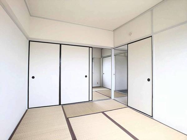 ビレッジハウス戸川2号棟の居間・リビング|ビレッジハウスの同一物件・同一タイプの間取りの写真です