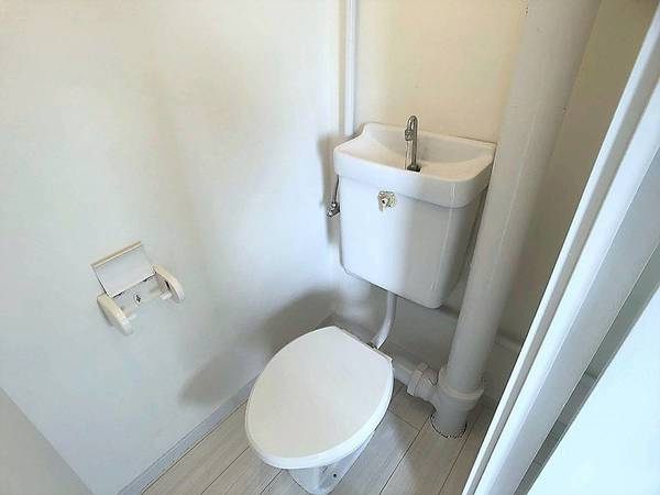 ビレッジハウス戸川2号棟のトイレ|ビレッジハウスの同一物件・同一タイプの間取りの写真です