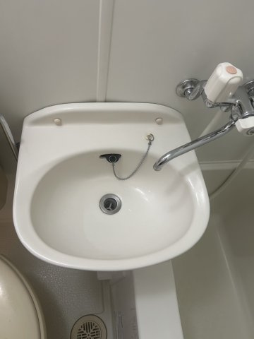ジェンマーノ生麦の洗面所|コンパクトで使いやすい洗面所