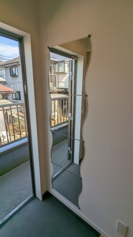 カーサ　サラの玄関|収納もある玄関です