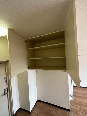 スカイコート向ヶ丘第2の収納|専用の収納スペースです
