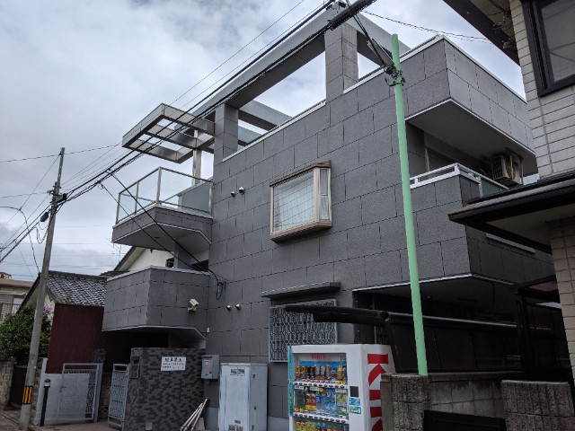 ラカータ川越