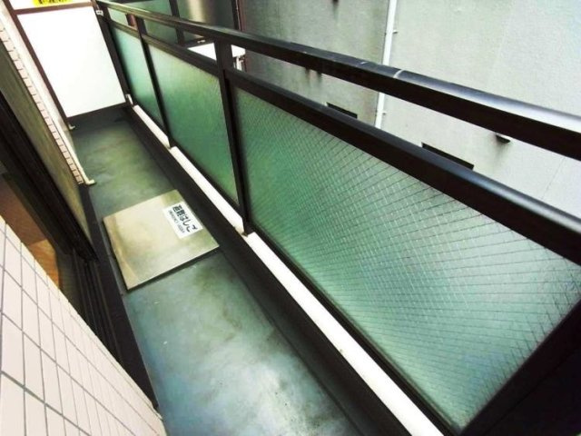 ドルフ板橋のバルコニー|開放的で明るい空間を演出してくれるバルコニーです
