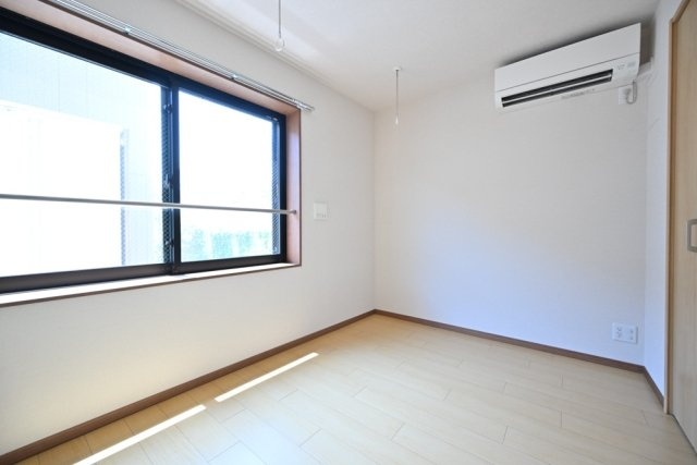 ＣＥＮＴＲＡＬ　ＧＡＲＤＥＮ　ＲＥＳＩＤＥＮＣＥ　ＴＯＫＹＯの洋室|洋室2