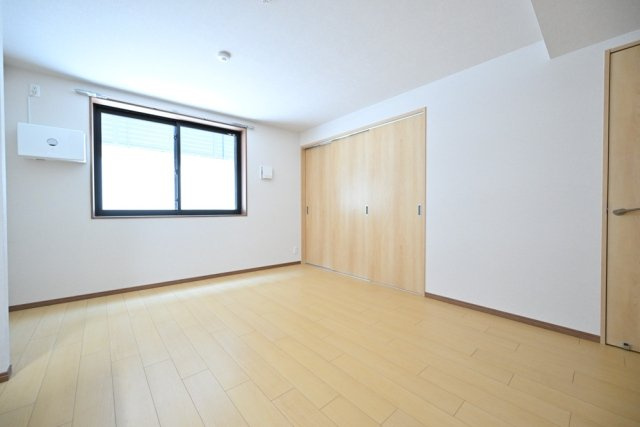 ＣＥＮＴＲＡＬ　ＧＡＲＤＥＮ　ＲＥＳＩＤＥＮＣＥ　ＴＯＫＹＯの居間・リビング|ゆったりとしたリビングです