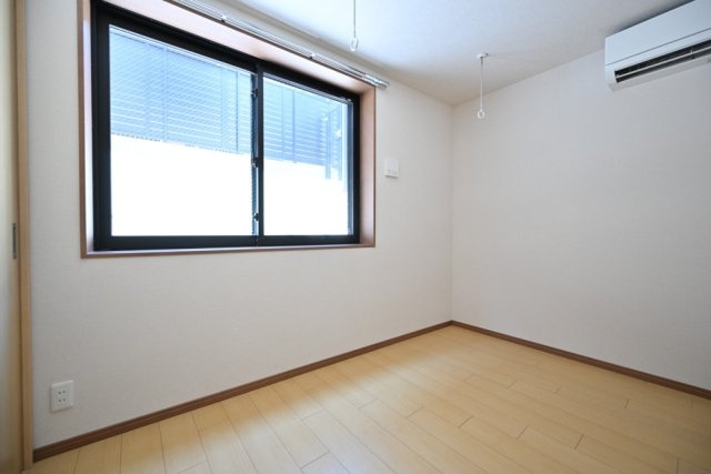 ＣＥＮＴＲＡＬ　ＧＡＲＤＥＮ　ＲＥＳＩＤＥＮＣＥ　ＴＯＫＹＯの洋室|洋室2