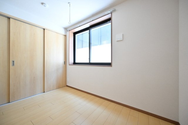 ＣＥＮＴＲＡＬ　ＧＡＲＤＥＮ　ＲＥＳＩＤＥＮＣＥ　ＴＯＫＹＯの洋室|洋室2