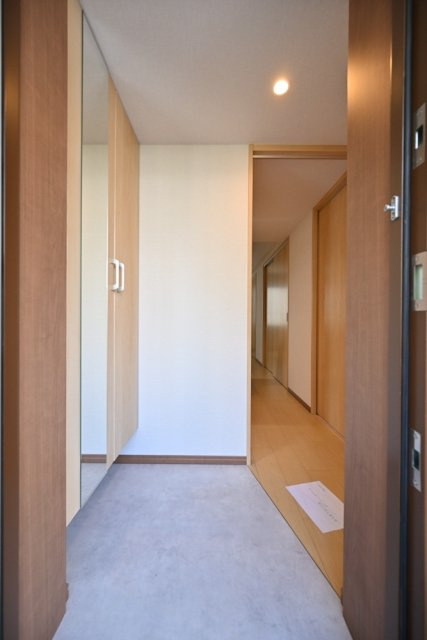 ＣＥＮＴＲＡＬ　ＧＡＲＤＥＮ　ＲＥＳＩＤＥＮＣＥ　ＴＯＫＹＯの玄関|きれいな玄関です