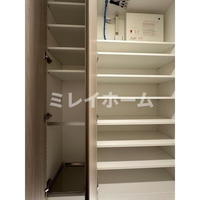 ザ・ケンジントン・レジデンス上池台の玄関