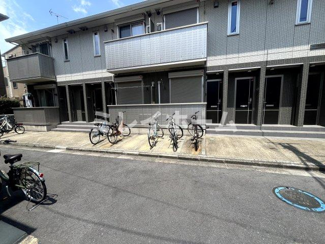 サンクタス OMORIのエントランス