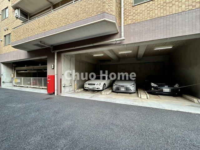 グランドハイツ田端の駐車場|【敷地内駐車場】最新の空き状況や費用などの詳細は担当スタッフまでお問い合わせください。