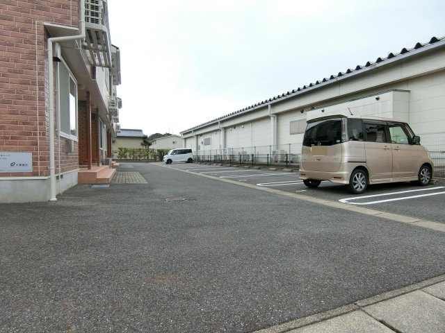 エンジェル　ミサの駐車場
