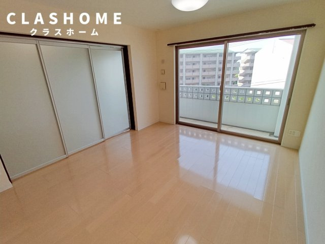ペンディオの洋室|同物件の別部屋になります。
