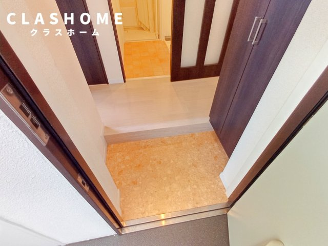 ペンディオの玄関|洗面化粧台
同物件の別部屋になります。