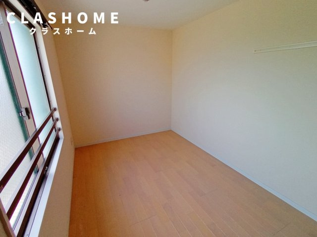 ペンディオの洋室|同物件の別部屋になります。