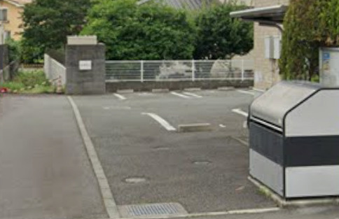 菊池郡菊陽町大字津久礼のアパートの駐車場
