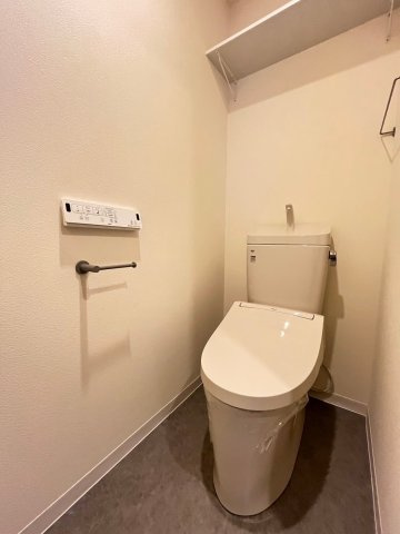 神戸1人親家庭支援住宅のトイレ