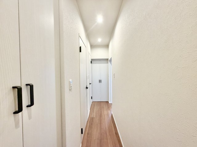 横須賀西住宅の玄関