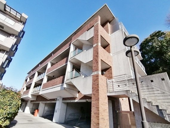 N-flats 横浜大岡の外観