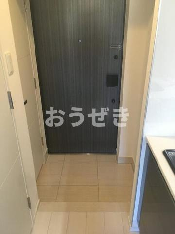 メインステージ横濱伊勢佐木Ⅲの玄関|※同仕様参考写真
