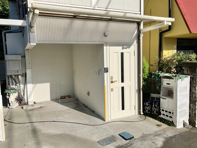 小島町戸建のエントランス|エントランスです