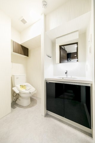 ミリアレジデンス新宿御苑のトイレ|※写真は同タイプ住戸です。